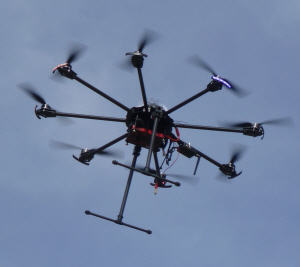 Drohne im Weinberg