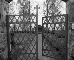 Eingangstor Friedhof Mettelberg